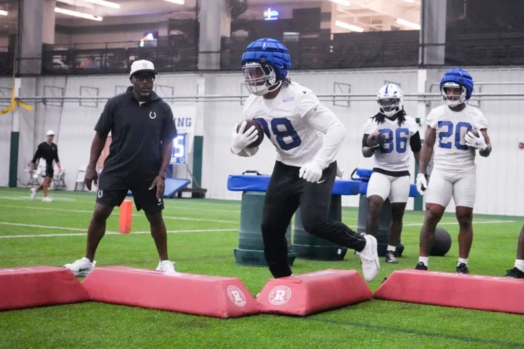 Colts Keep 2021 League Rushing Champ Jonathan Taylor With 2-Year, $44 Million Deal